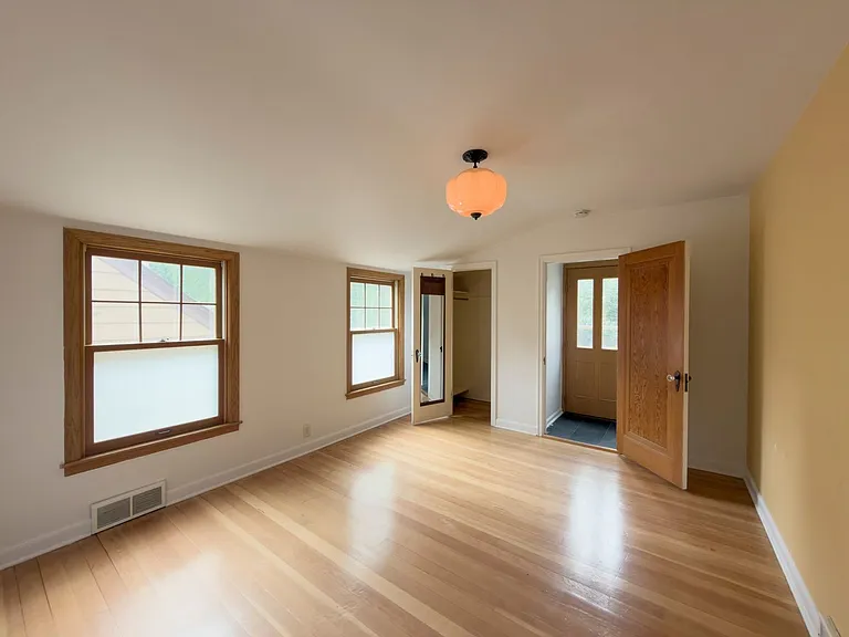 5000 Cedar Ave S — Photo 13
