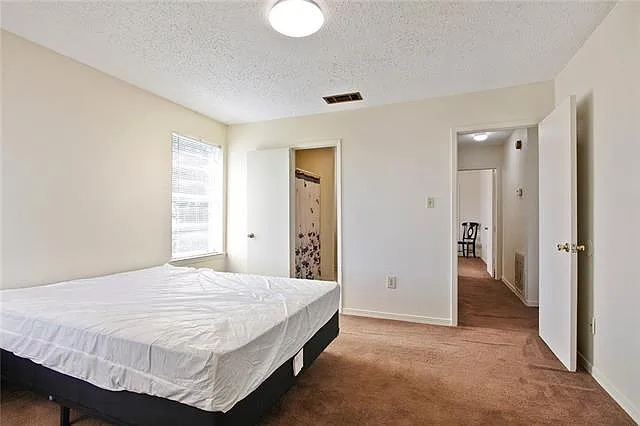 1208 Cambridge Dr — Photo 15