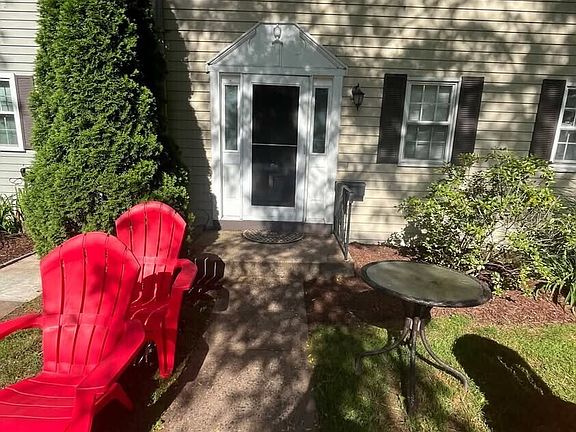 2nd image of 66 Willieb Street #66