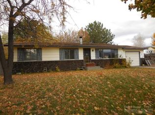 423 E F St, Culver, OR 97734