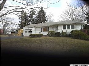 2nd image of 540 Skylark Dr