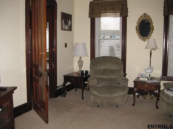 3rd image of 135-137 N Main St