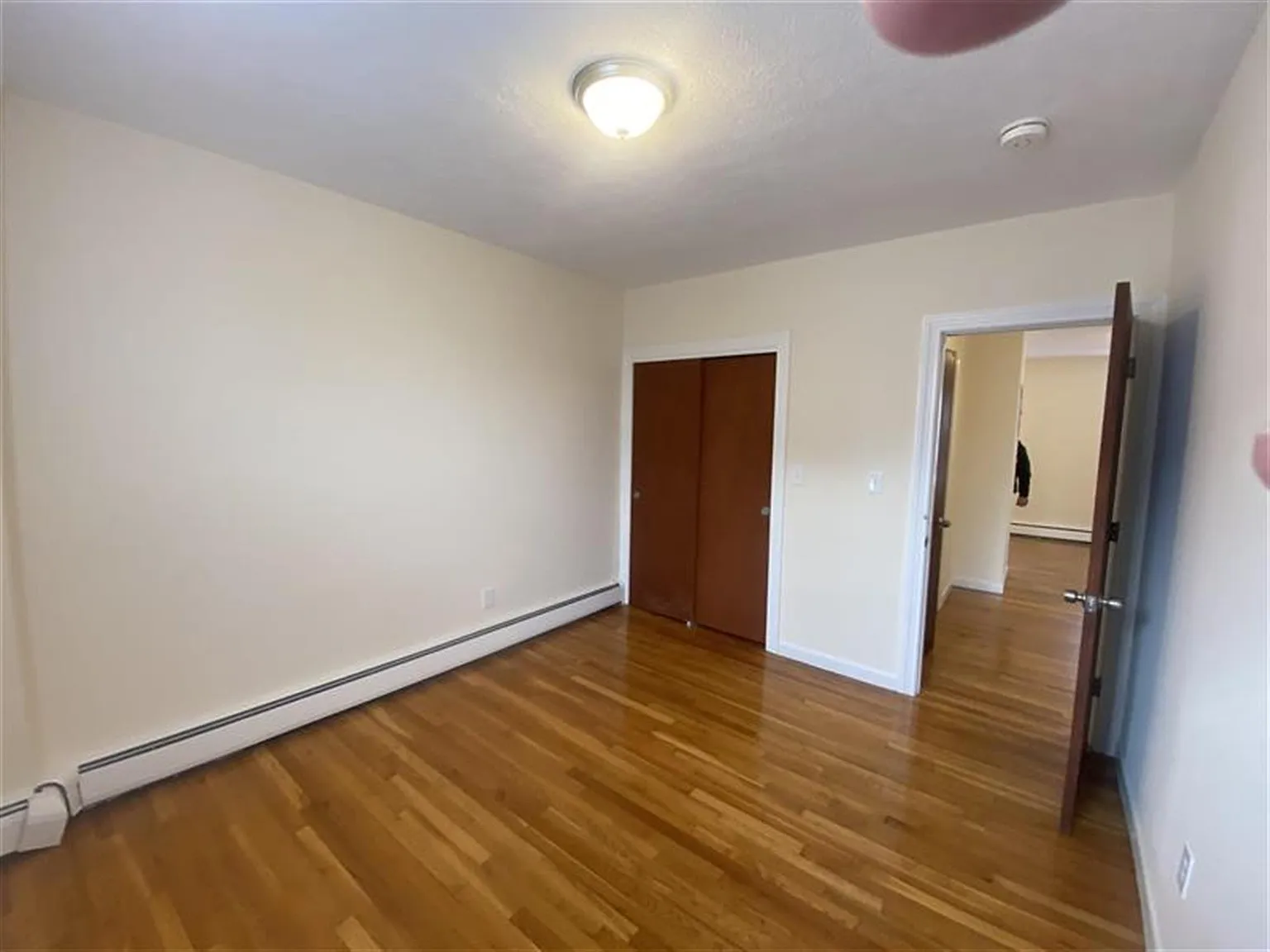 1 bed, 450 sqft, $2,100 — Photo 3