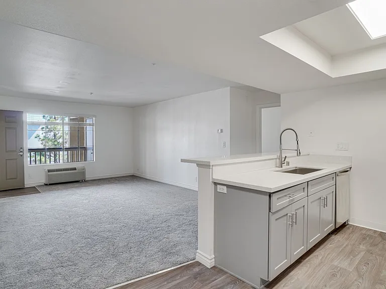 Pebblecreek Apartments — Photo 11