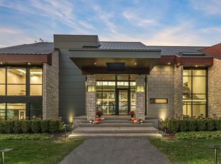4560 Dow Ridge Rd, Orchard Lake, MI 48324
