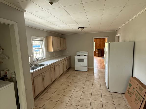 3150 New Leicester Hwy #1, Leicester, NC 28748
