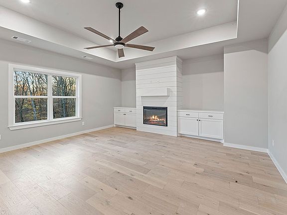 4th image of 12 Bobwith Ln
