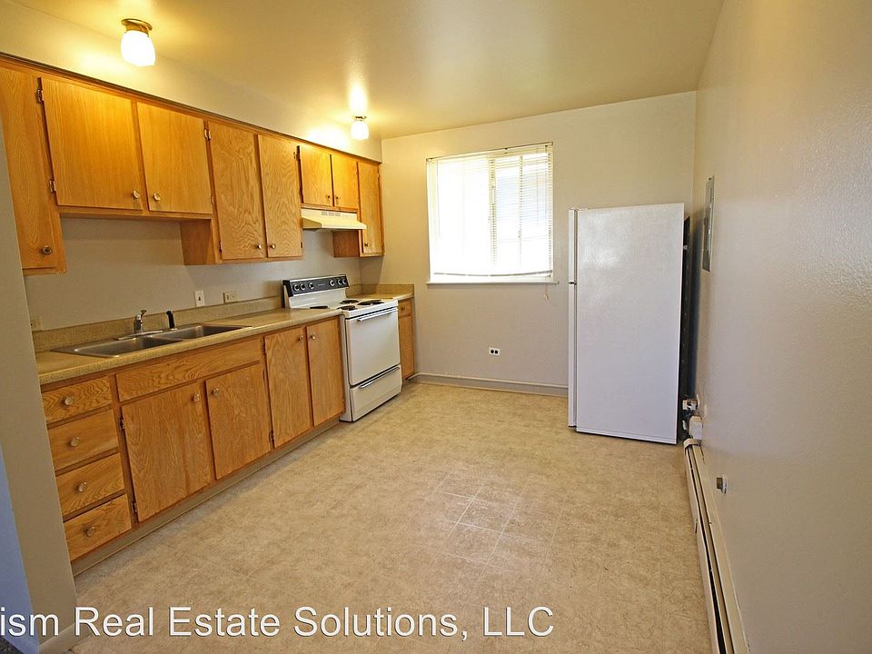 2nd image of 405 S 26th St APT 4