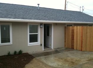 1093 Beatty St APT B, Medford, OR 97501