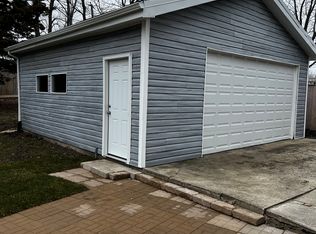 19520 Redwood Ln, Mokena, IL 60448