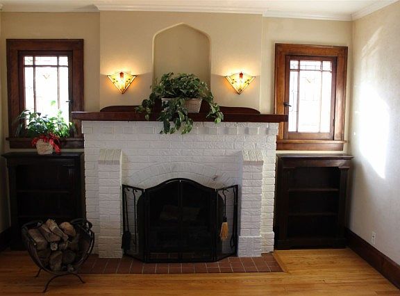 4th image of 307 Hollister Ave
