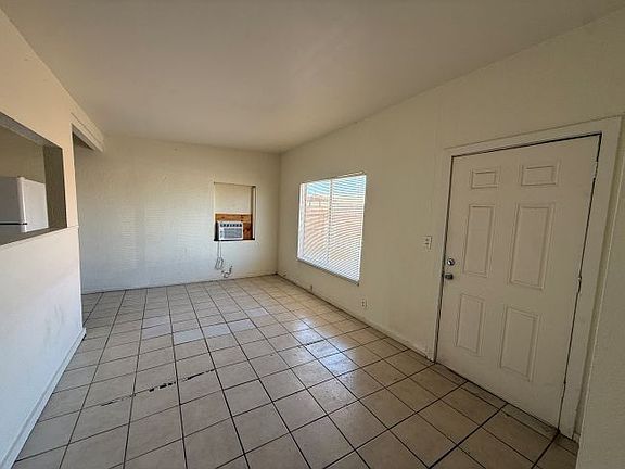 3rd image of 3765 W 8th St #5