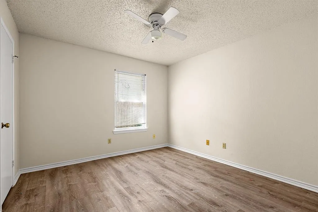 13309 Saddlebrook Trl — Photo 2