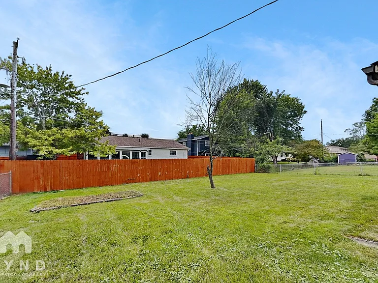 1525 Francisco Rd — Photo 23