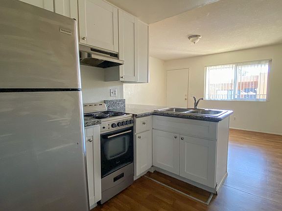 5th image of 4364 50th St #6