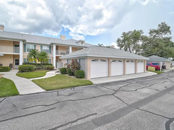 4223 Caddie Dr E APT 203, Bradenton, FL 34203