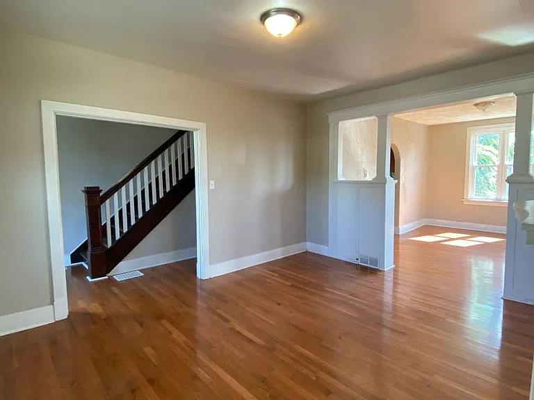 111 Harwood St — Photo 3