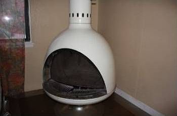 3rd image of 684 Manor Dr