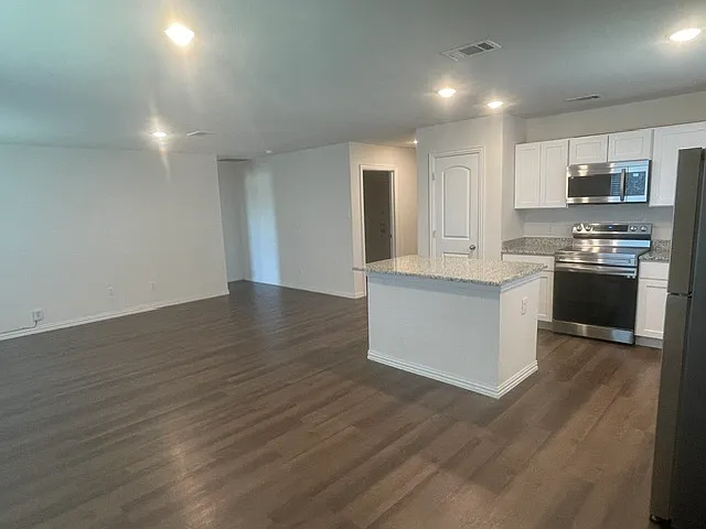 413 East Hull Street, Denison 75021 - 1 — Photo 3