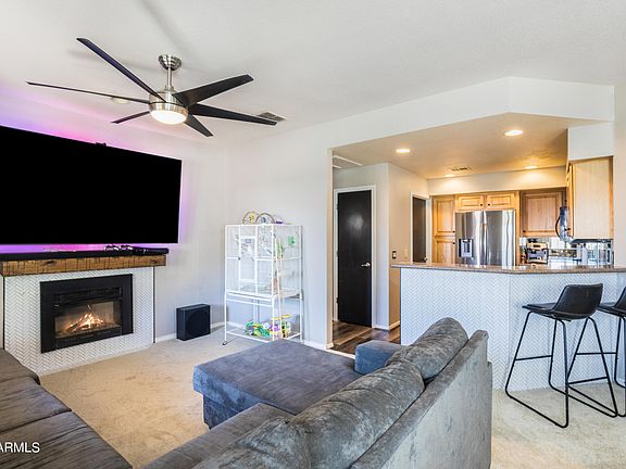 4th image of 1716 W CORTEZ Street #234