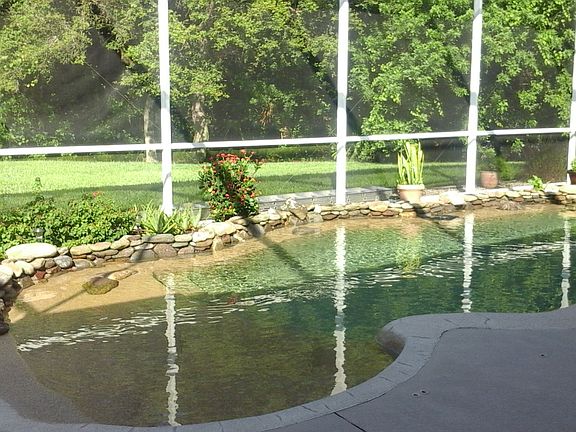 2nd image of 1010 Rock Springs Dr