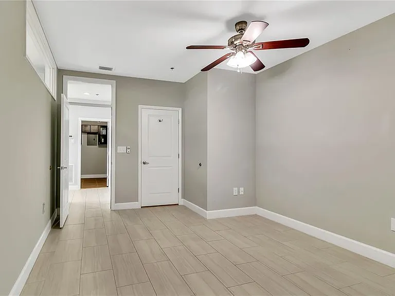 151 E Washington St #5B — Photo 20