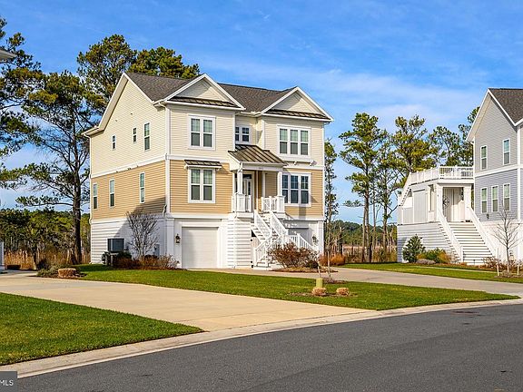 2nd image of 38912 Silver Sands Dr