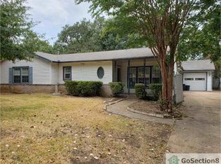 927 Powell Rd, Mesquite, TX 75149