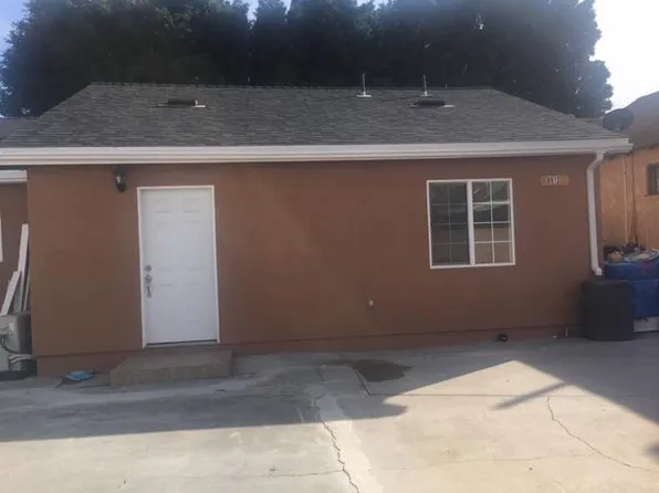 6910 Radford Ave, North Hollywood, CA 91605