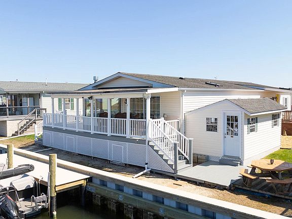 3rd image of 26242 Cove Dr