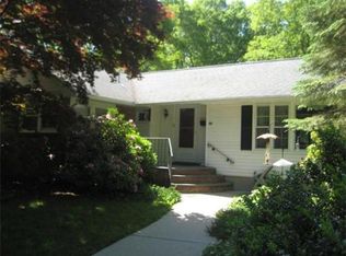 88 Walnut St, Walpole, MA 02081