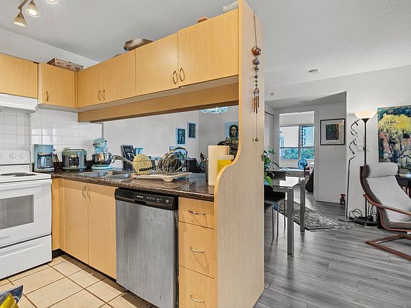 2nd image of 6611 Cooney Rd #910