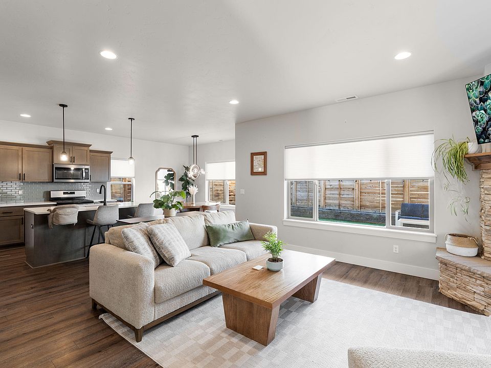 1st image of 20608 Rolen Ave