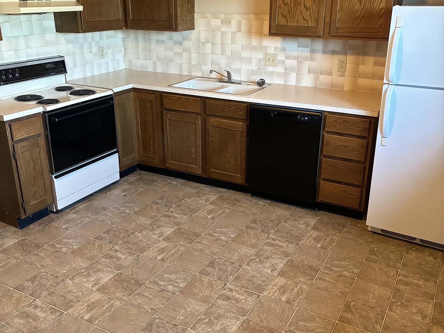 Eastwood Townhomes - 1408 E 27th- A — Photo 3