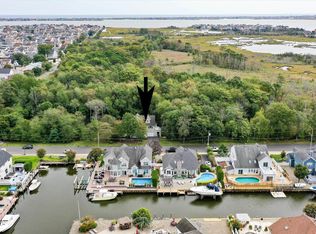 7 Cedar Island Dr, Brick, NJ 08724