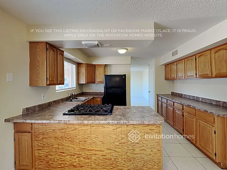 7115 W North Ln — Photo 8