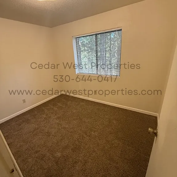 6410 Elm St #A — Photo 11