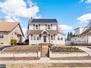 318 Center Ave, Delanco, NJ 08075