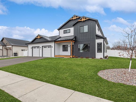 2nd image of 164 Vista Dr