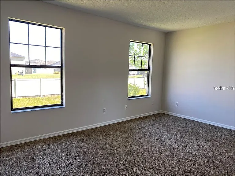 2827 Rio Grande Trl — Photo 3