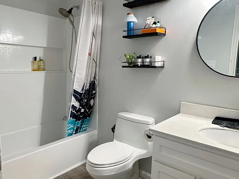 19 Claremont Ave — Photo 4