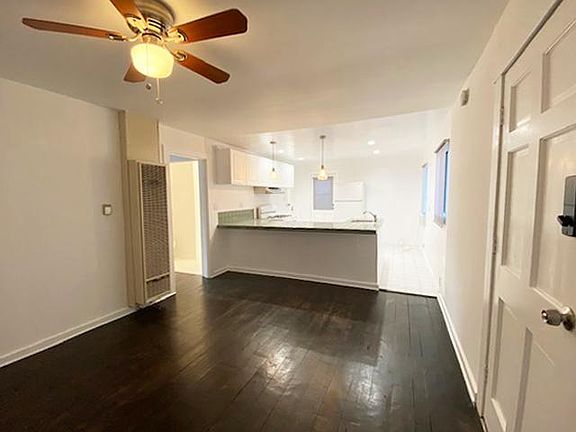2nd image of 4127 Shelburn Ct