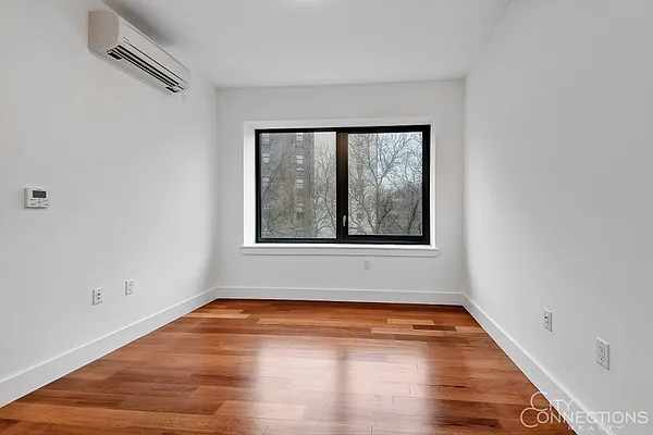 Rented by City Connections Realty | media 29