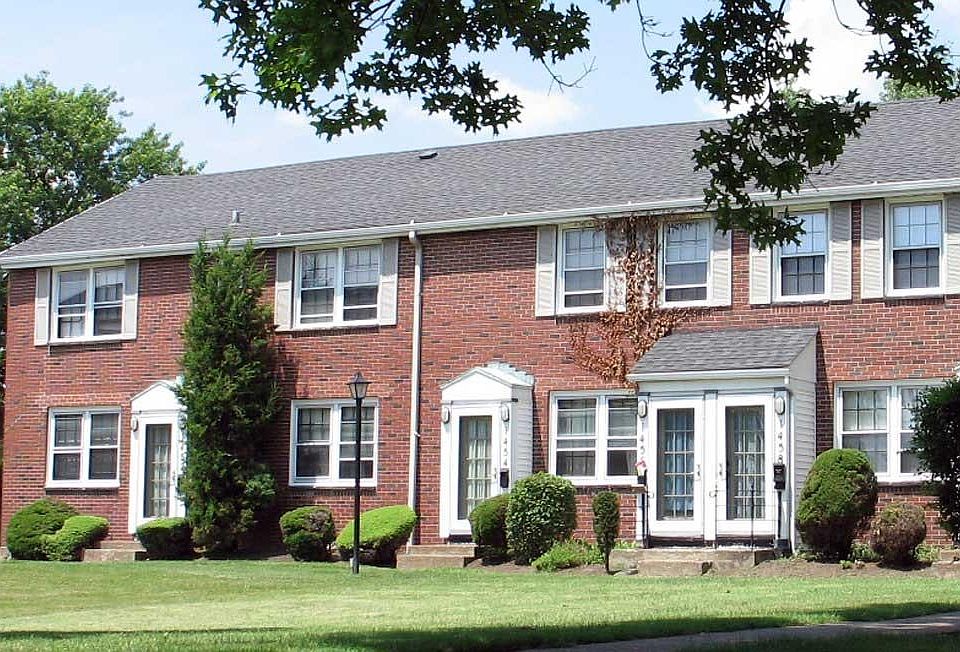 Sheridan Manor Apartments