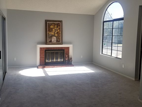 3rd image of 14847 Mission Glen Ln
