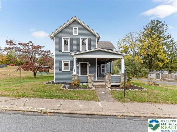 202 Main St, Mount Bethel, PA 18343