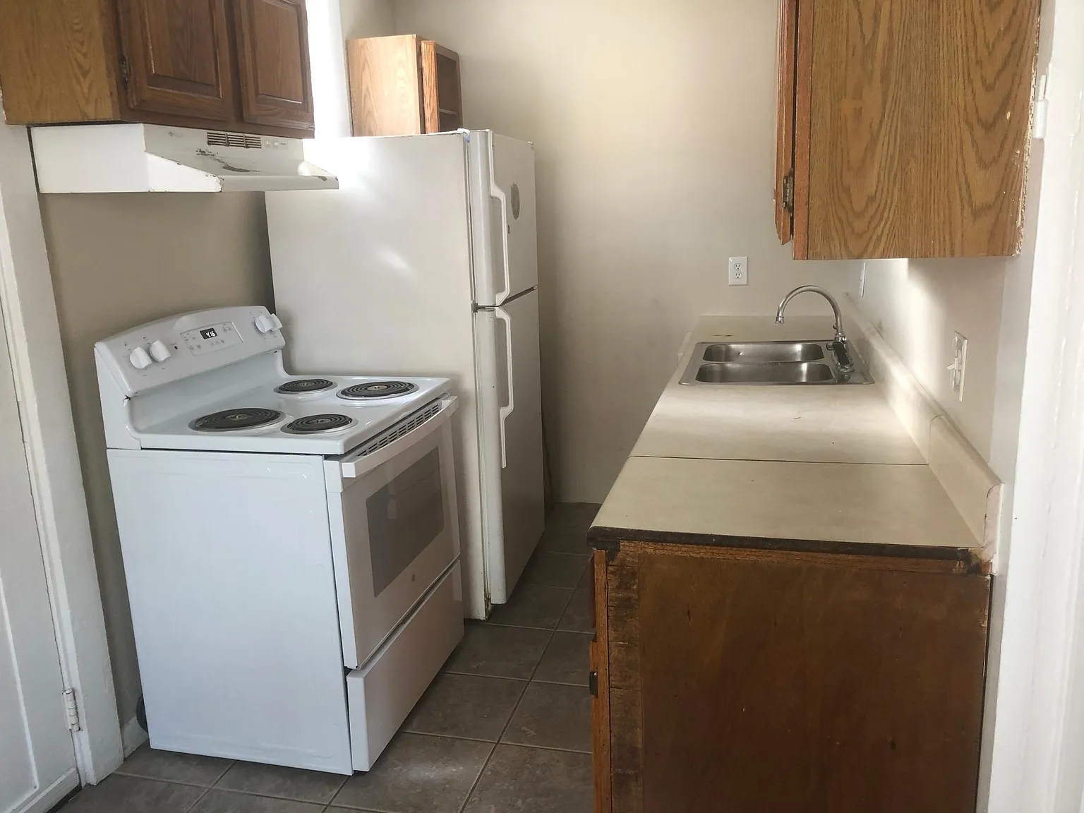 1 bed, 650 sqft, $900 — Photo 4