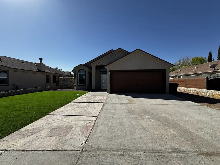 14344 Desert Shadow Dr — Photo 21