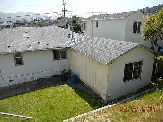 3rd image of 735 Washington St