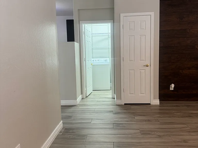 8421 W Mohave St — Photo 15